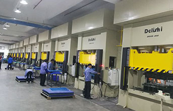 亚新电子app液压机达到行业领域标准